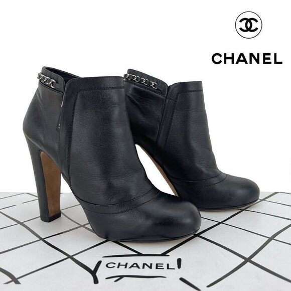 Chanel Lambskin Leather Chain Ankle Heel Boots in Black Size 41C - Picture 1 of 14